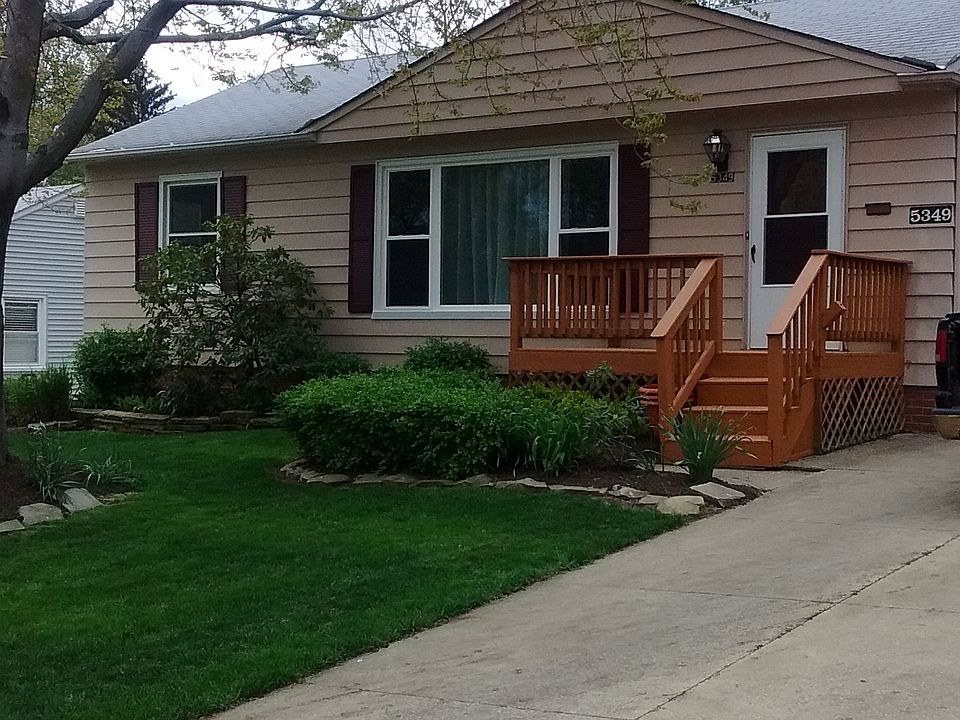 5349 Chestnut Hill Drive