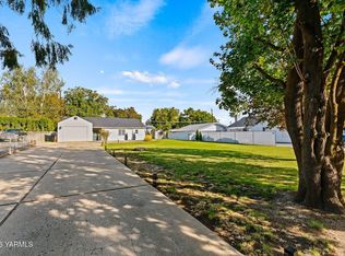 1011 S 23rd Ave, Yakima, WA 98902