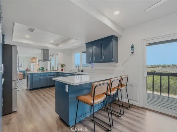 1864 Winterwarm Dr, Fallbrook, CA 92028