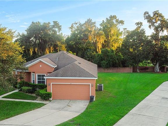 3rd image of 123 Magnolia Park Trl