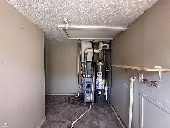 5th image of 1220 N Tibbs Ave