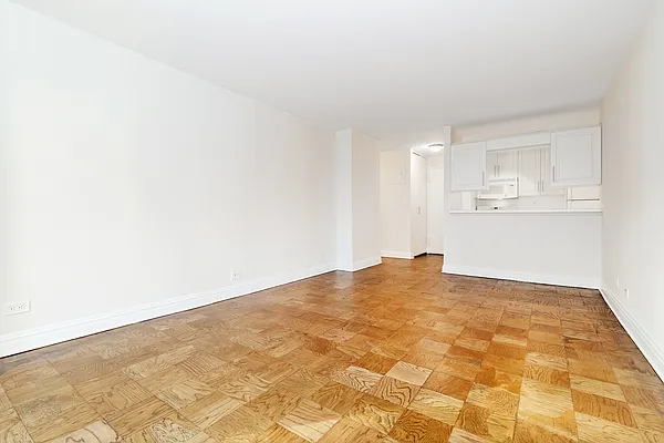 Rented by REAL New York | media 14