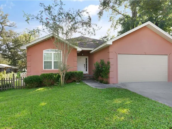 1026 Blythe Island Dr, Brunswick, GA 31523