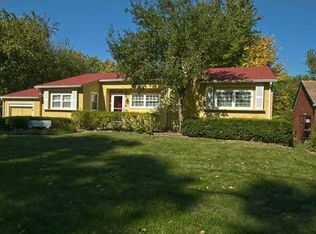 6721 Forest Ct, Des Moines, IA 50324