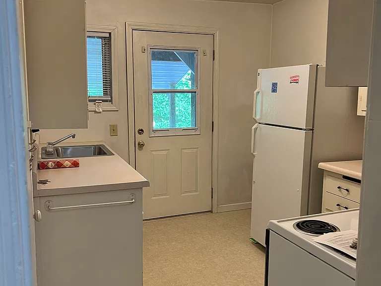 1723 Clawson St #1 — Photo 7