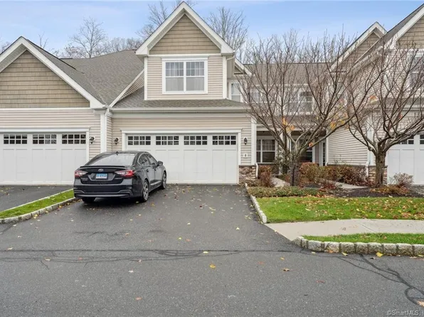 8 Briar Ridge Drive #8, Bethel, CT 06801
