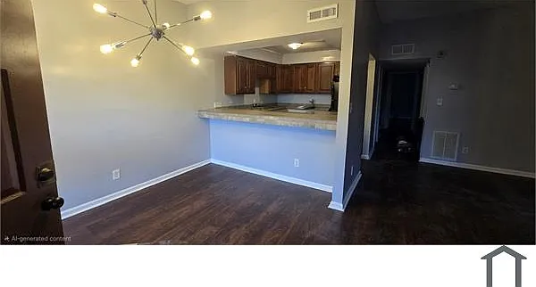 2 bed, 968 sqft, $1,300 — Photo 2