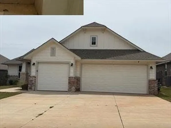1200 Magnolia Dr, Noble, OK 73068