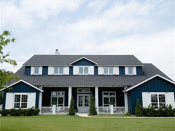 2nd image of 215 Cypress Springs Dr