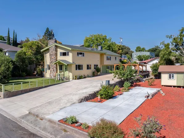 748 3rd Ave, Pinole, CA 94564