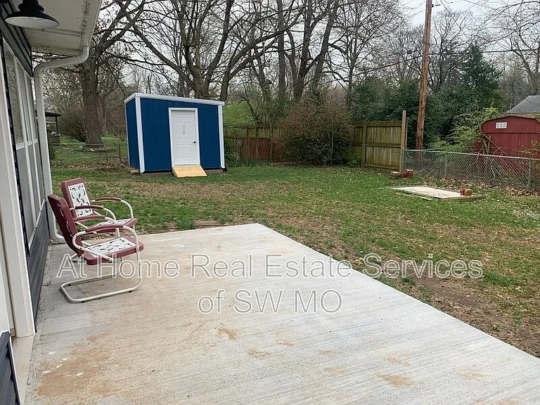 2322 E Langston St — Photo 19