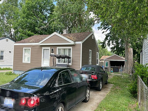 2nd image of 13437 Brainbridge Ave