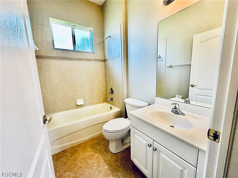 12469 Pebble Stone Ct — Photo 15