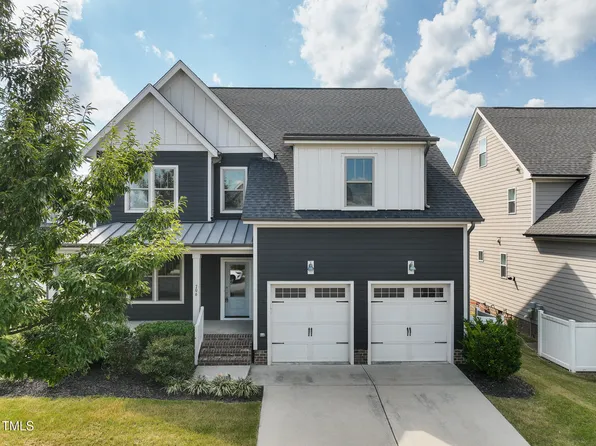 706 Fireball Ct, Knightdale, NC 27545
