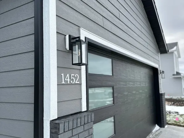 1452 69th Ave S, Fargo, ND 58104