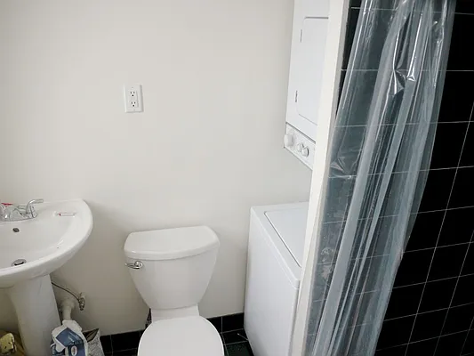 Sold by Leiter Realty Group LLC | media 23