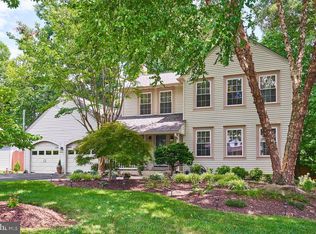 9607 Chapel Hill Dr, Burke, VA 22015