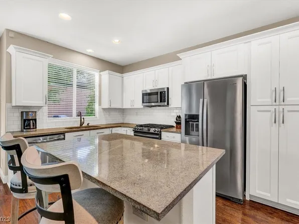 10630 Thor Mountain Ln, Las Vegas, NV 89166