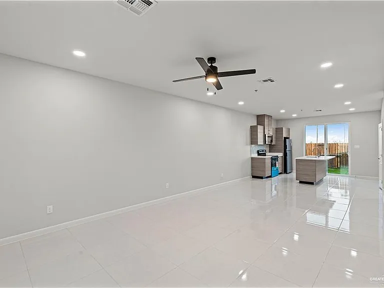 3512 Vanessa Ln #2 — Photo 3