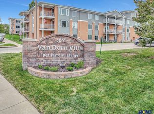 3001 S 51st Street Ct Unit 414, Lincoln, NE 68506