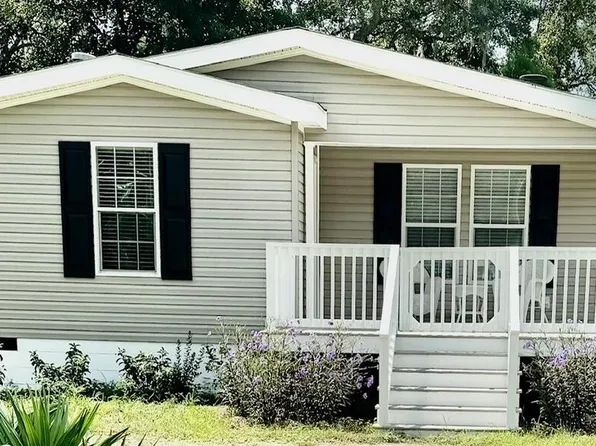 274 Pinelog St, Freeport, FL 32439