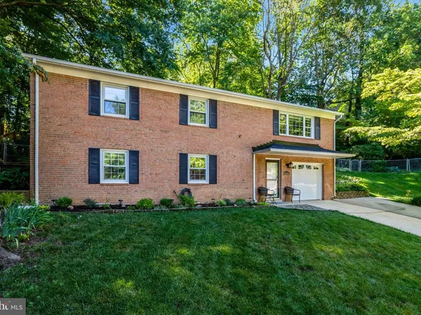 6602 Sandover Ct, Springfield, VA 22152