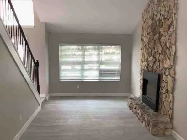 4707 E 98th Ave, Tampa, FL 33617