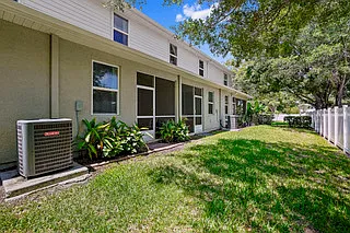 5246 Neil Dr — Photo 28