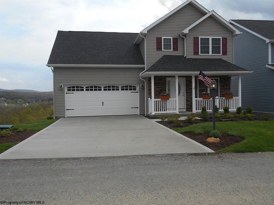 1st image of 33 Sundance Dr