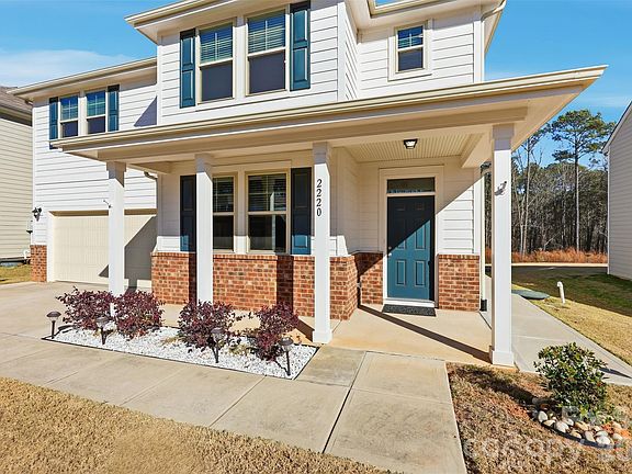 2nd image of 2220 Sussex Rd