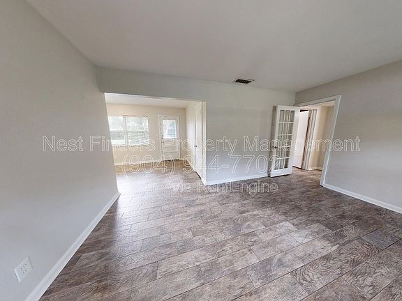 5th image of 1365 Seminole Rd
