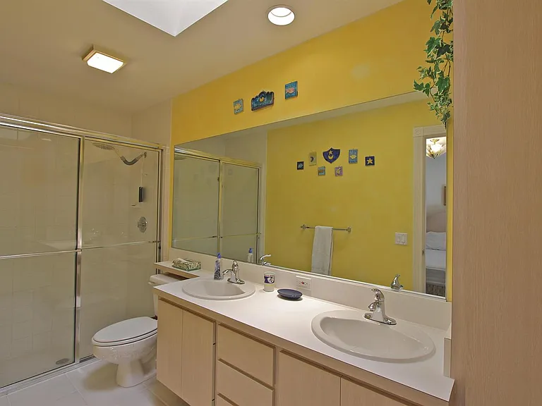 10201 Chapman Oak Ct — Photo 13
