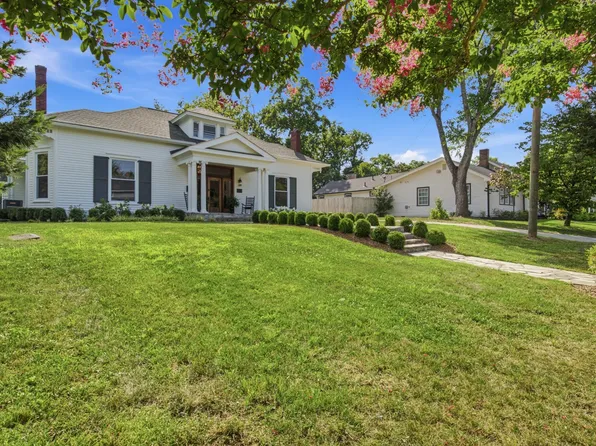 334 3rd Ave S #S, Franklin, TN 37064