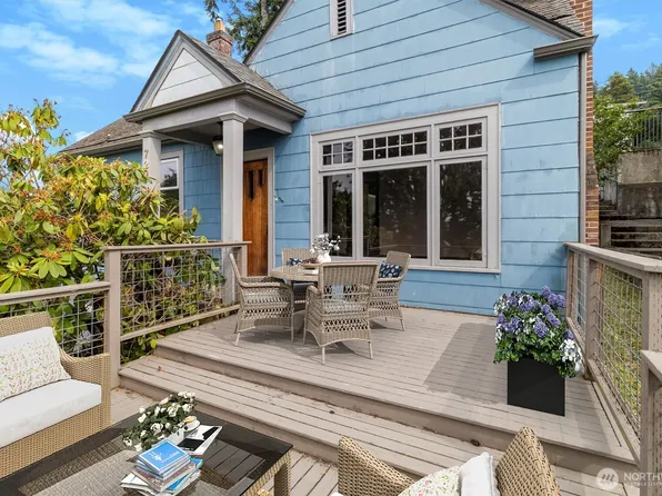 720 N Forest Street, Bellingham, WA 98225