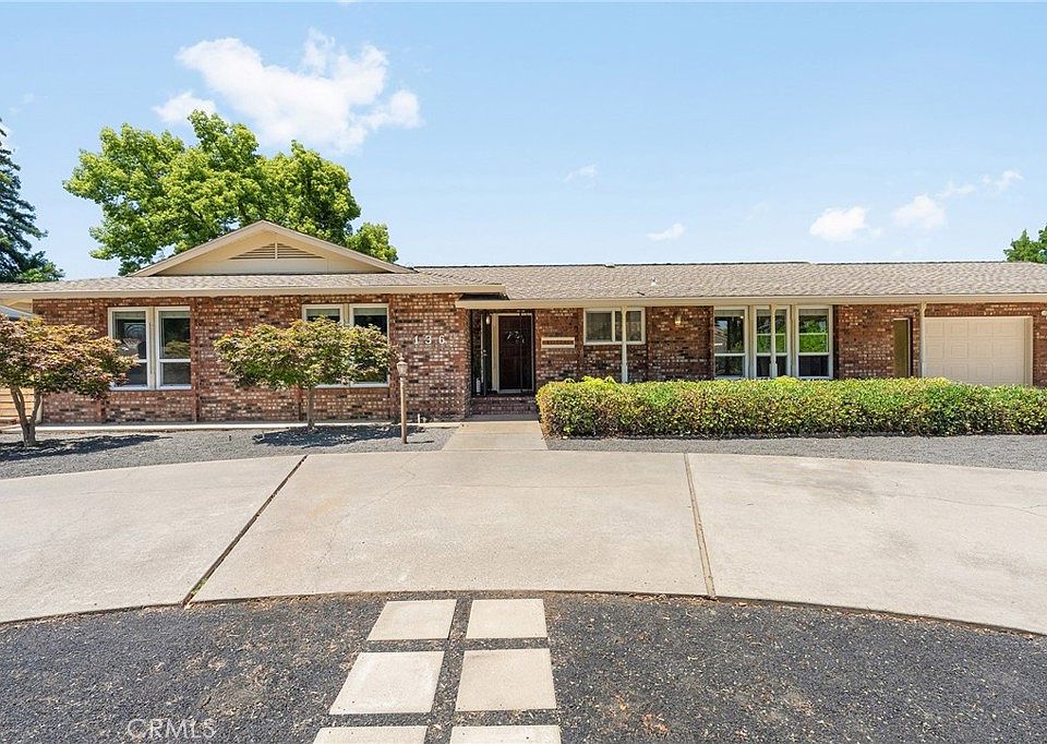 1st image of 136 Estates Dr
