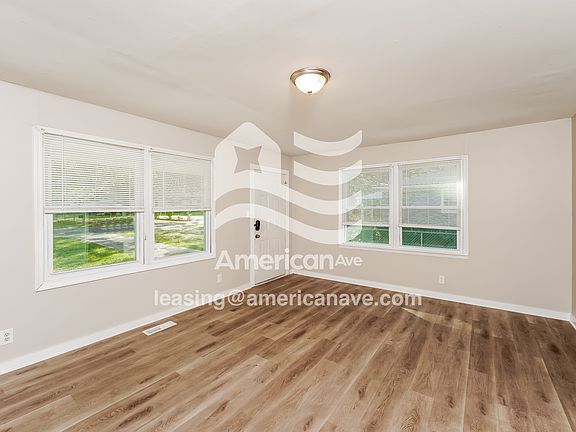 3-Living Room