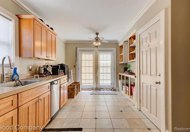 920 E Lincoln Ave #1 — Photo 6