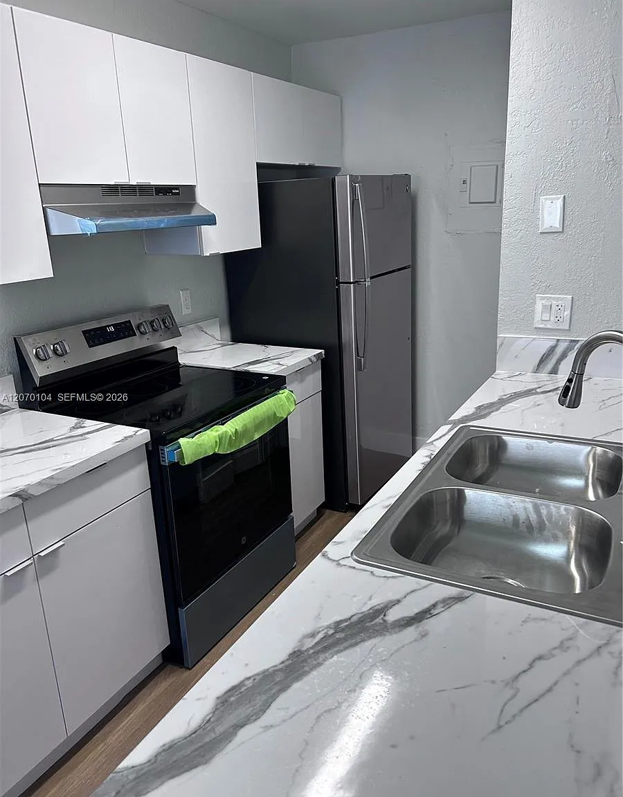 Delray Estates Condo Ph O — Photo 2