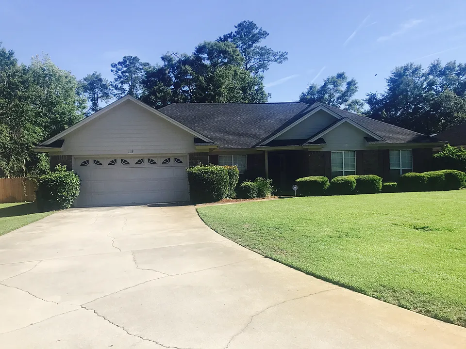 1115 Montclair Dr