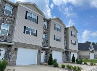 2080 Mountain Ash Ln, Morgantown, WV 26501