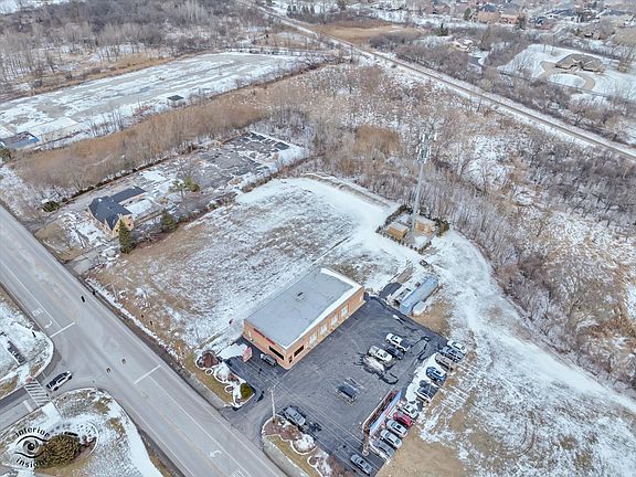 4th image of 17193 Wolf Rd