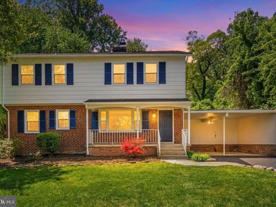 10705 Oak Pl, Fairfax, VA, 22030