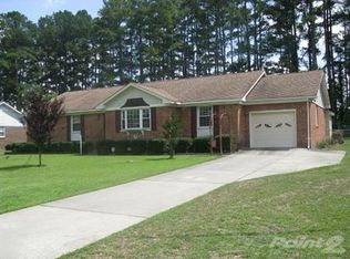 5717 Dobson Dr, Fayetteville, NC 28311