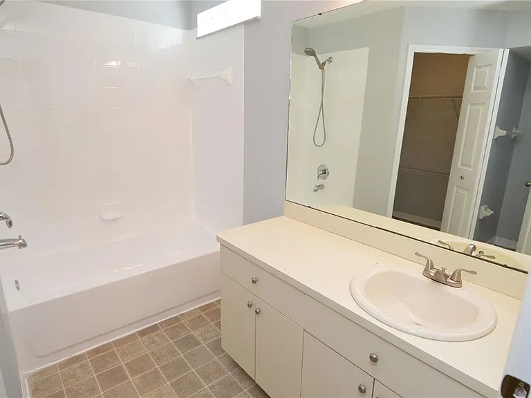 11116 Lake Tahoe Dr — Photo 22