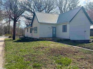 807 1/2 W South St, Jefferson, IA 50129