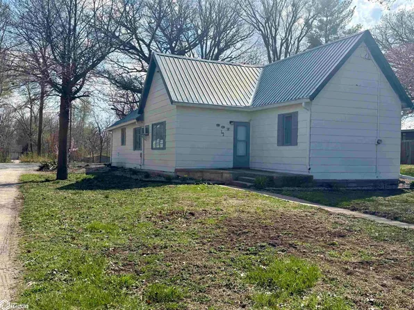 807 1/2 W South St, Jefferson, IA 50129