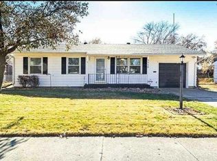 5513 SW 27th St, Topeka, KS 66614