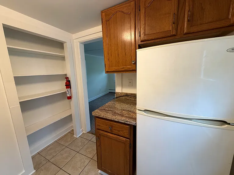 16 Covell Ave #2 — Photo 5