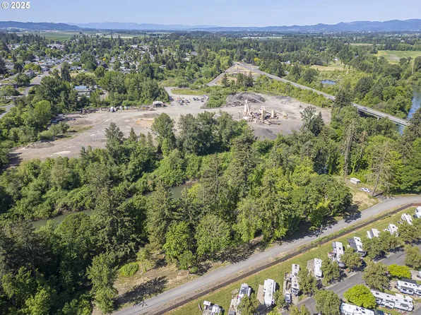 16190 SE Kreder Rd, Dayton, OR 97114