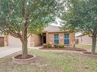 221 Chimney Rock Dr, Waxahachie, TX